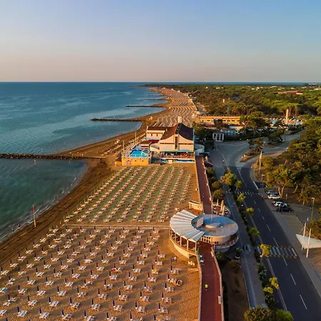 Practical In Lignano With Parking Διαμέρισμα *